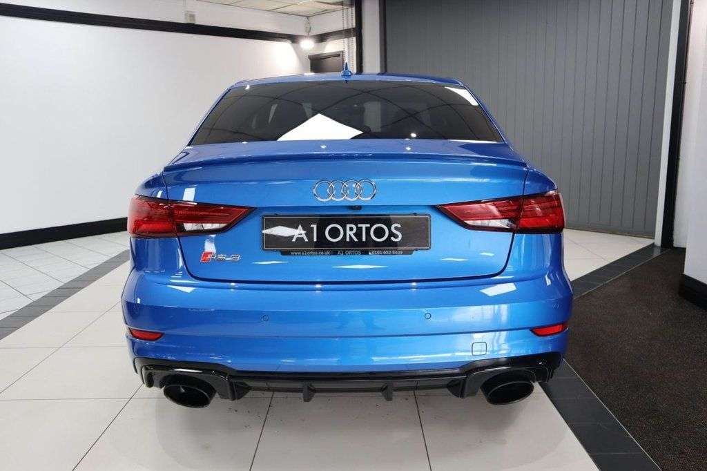 2018 AUDI RS3 2018 AUDI RS3