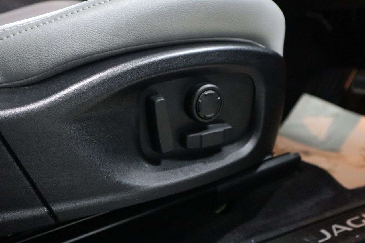 2023 JAGUAR E-PACE 2023 JAGUAR E-PACE