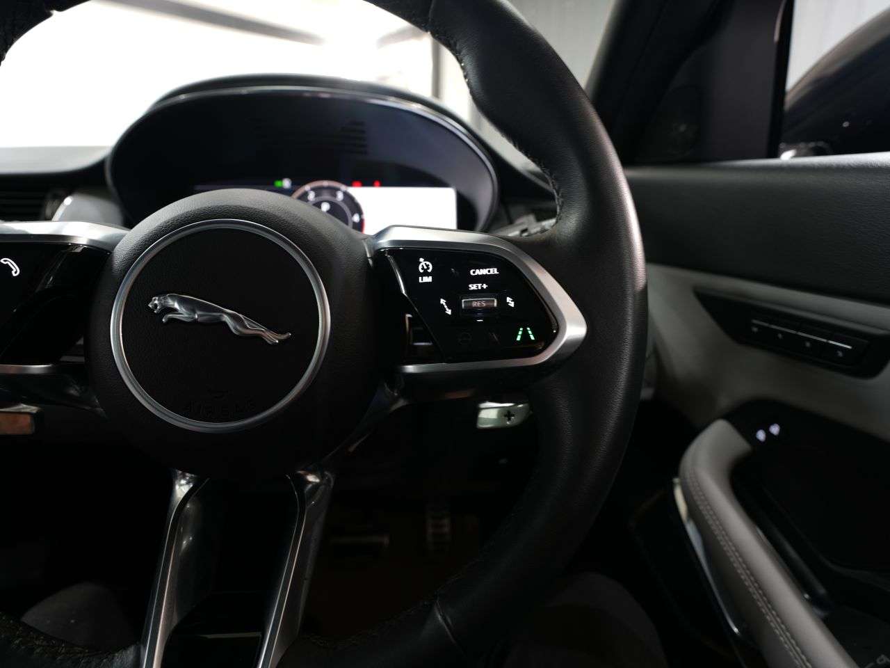 2023 JAGUAR E-PACE 2023 JAGUAR E-PACE