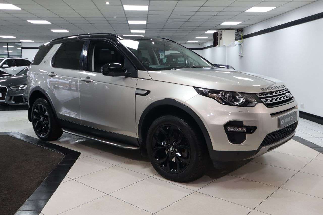 A 2017 LAND ROVER DISCOVERY SPORT 2.0 TD4 HSE SUV 5dr Diesel Auto 4WD Euro 6 (s/s) (180 ps) SEVEN SEAT EXAMPL A 2017 LAND ROVER DISCOVERY SPORT 2.0 TD4 HSE SUV 5dr Diesel Auto 4WD Euro 6 (s/s) (180 ps) SEVEN SEAT EXAMPL