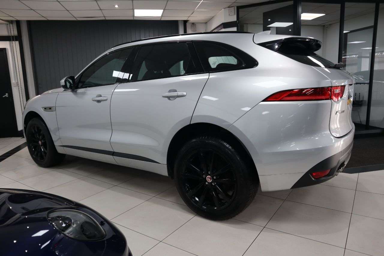 2016 JAGUAR F-PACE 2016 JAGUAR F-PACE