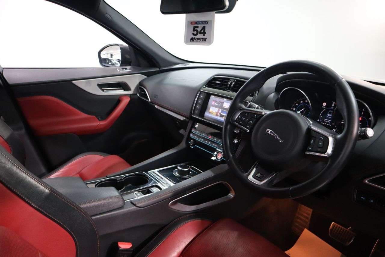 2016 JAGUAR F-PACE 2016 JAGUAR F-PACE