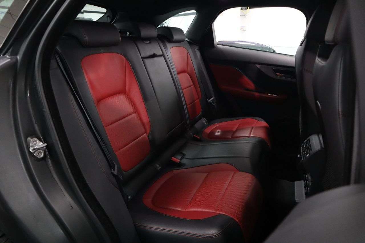 2016 JAGUAR F-PACE 2016 JAGUAR F-PACE