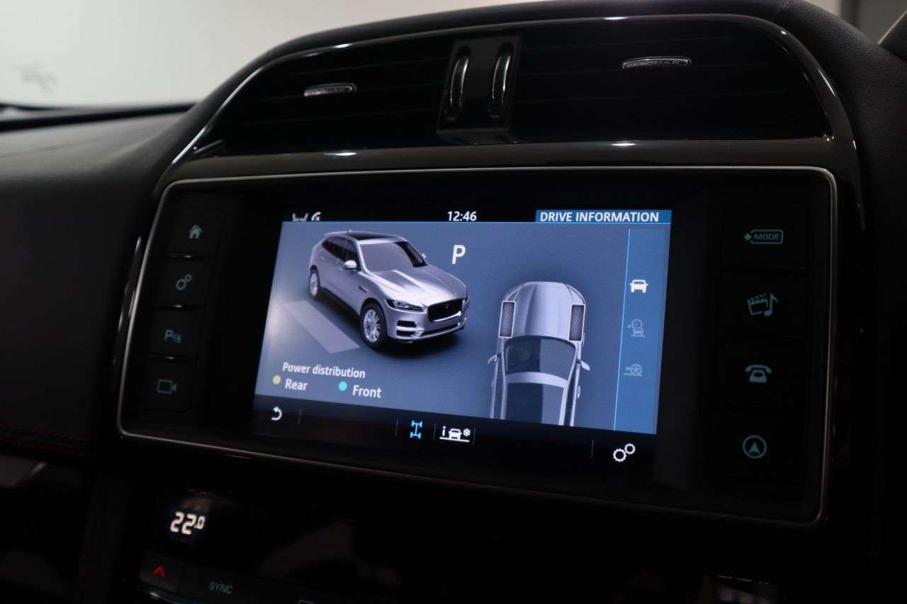 2016 JAGUAR F-PACE 2016 JAGUAR F-PACE