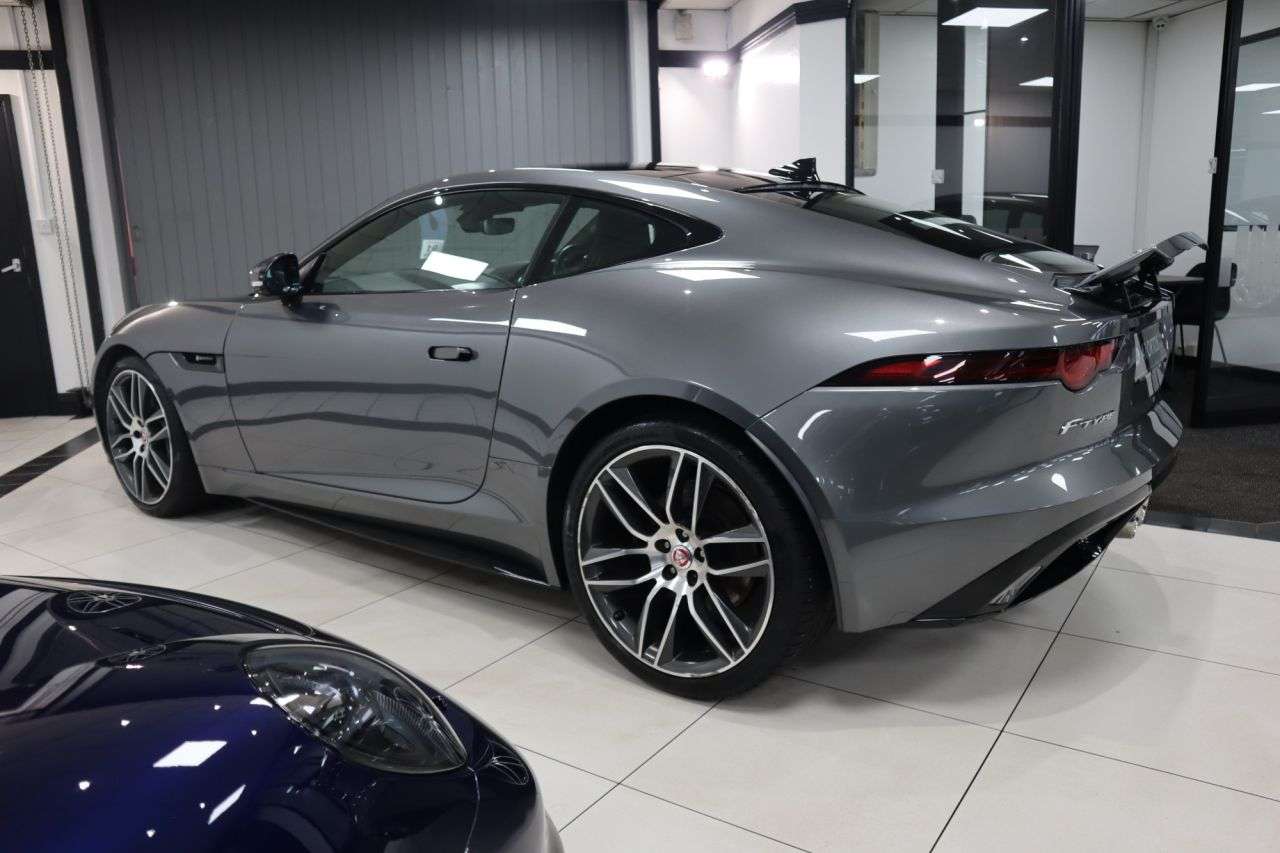 2018 JAGUAR F-TYPE 2018 JAGUAR F-TYPE