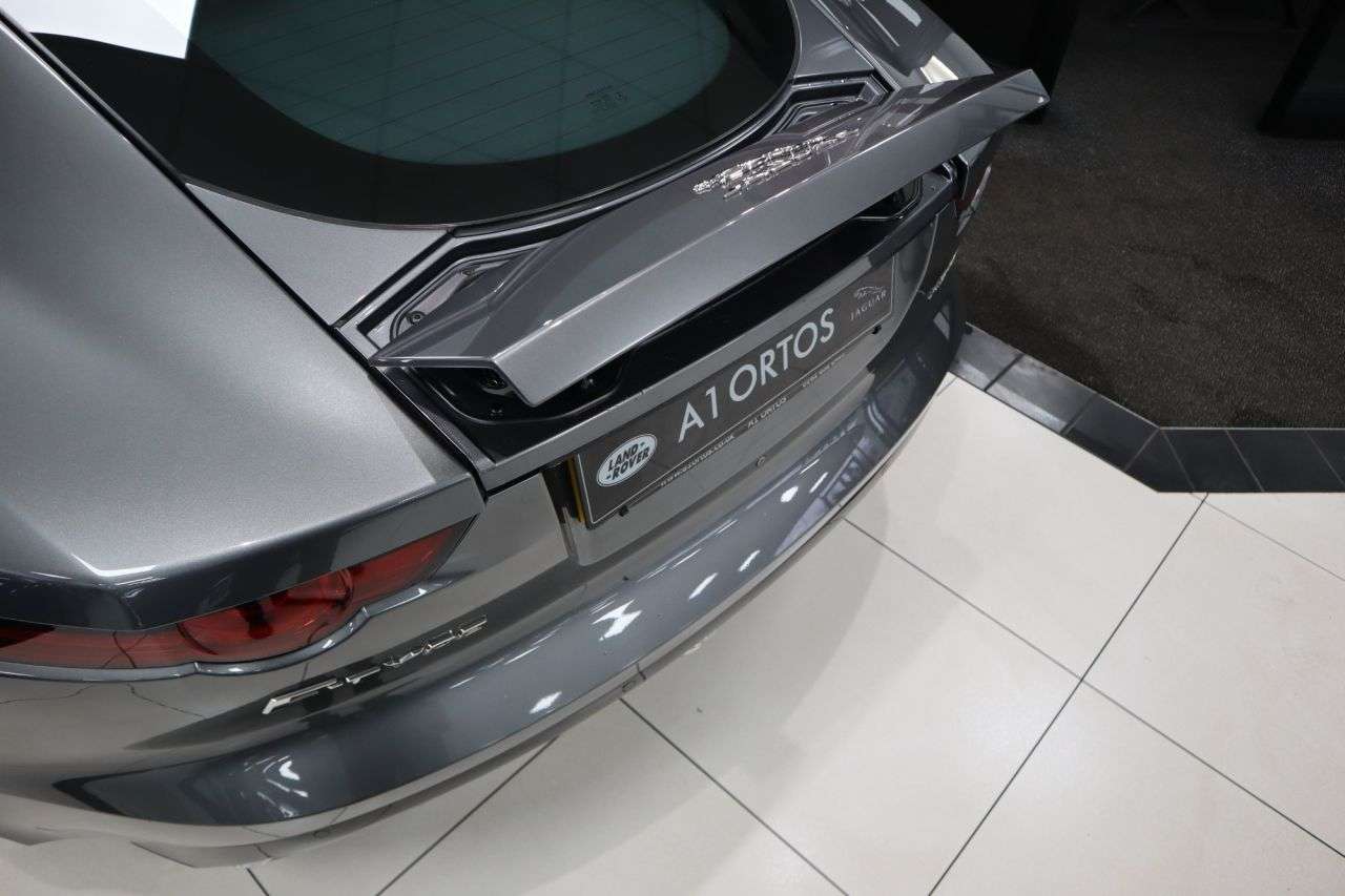 2018 JAGUAR F-TYPE 2018 JAGUAR F-TYPE