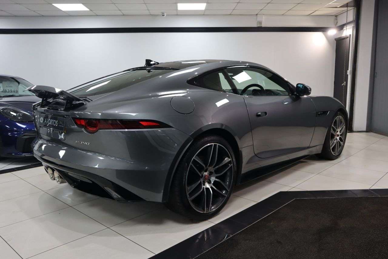 2018 JAGUAR F-TYPE 2018 JAGUAR F-TYPE