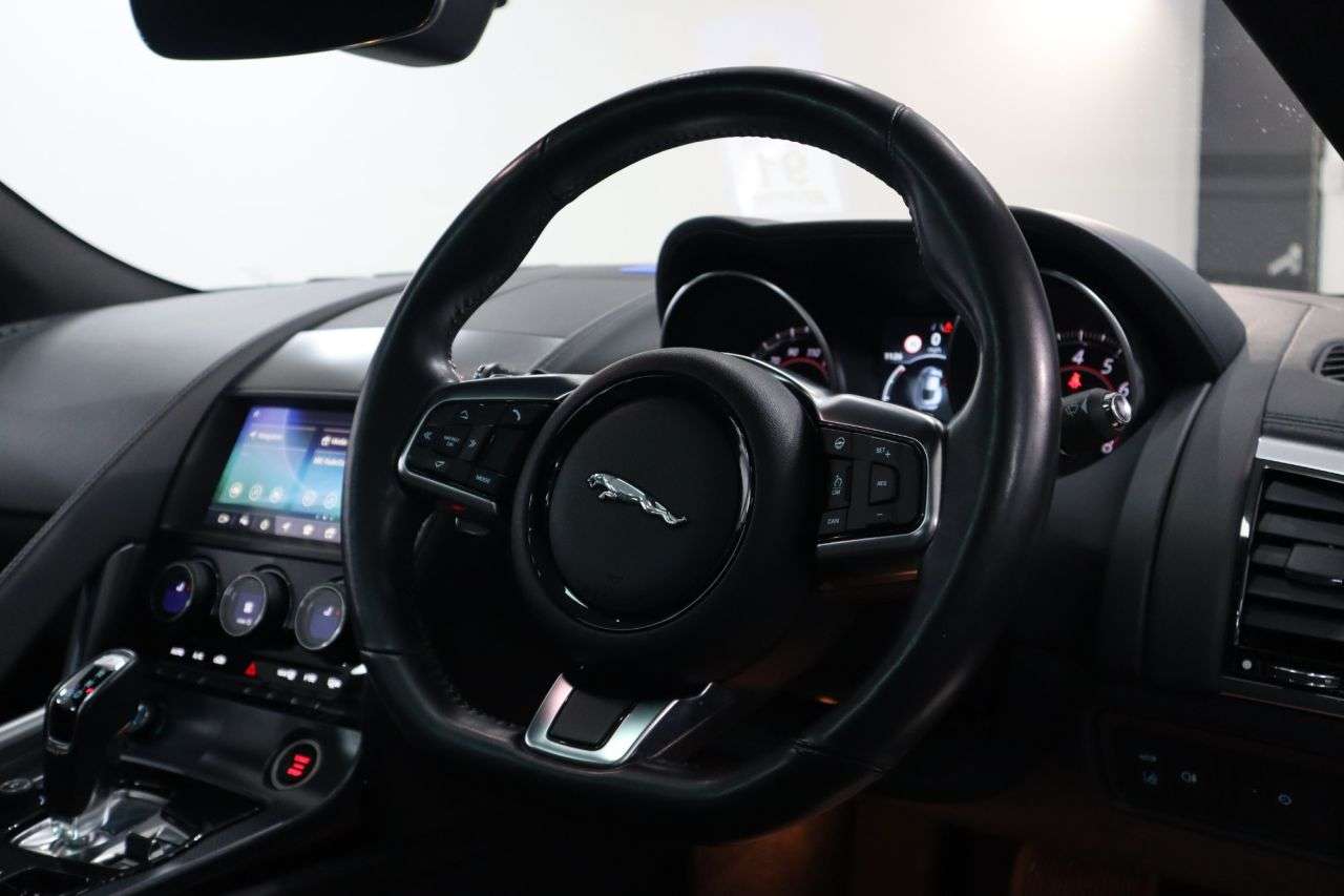 2018 JAGUAR F-TYPE 2018 JAGUAR F-TYPE