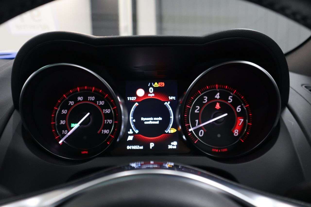 2018 JAGUAR F-TYPE 2018 JAGUAR F-TYPE