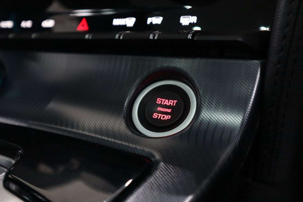 2018 JAGUAR F-TYPE 2018 JAGUAR F-TYPE