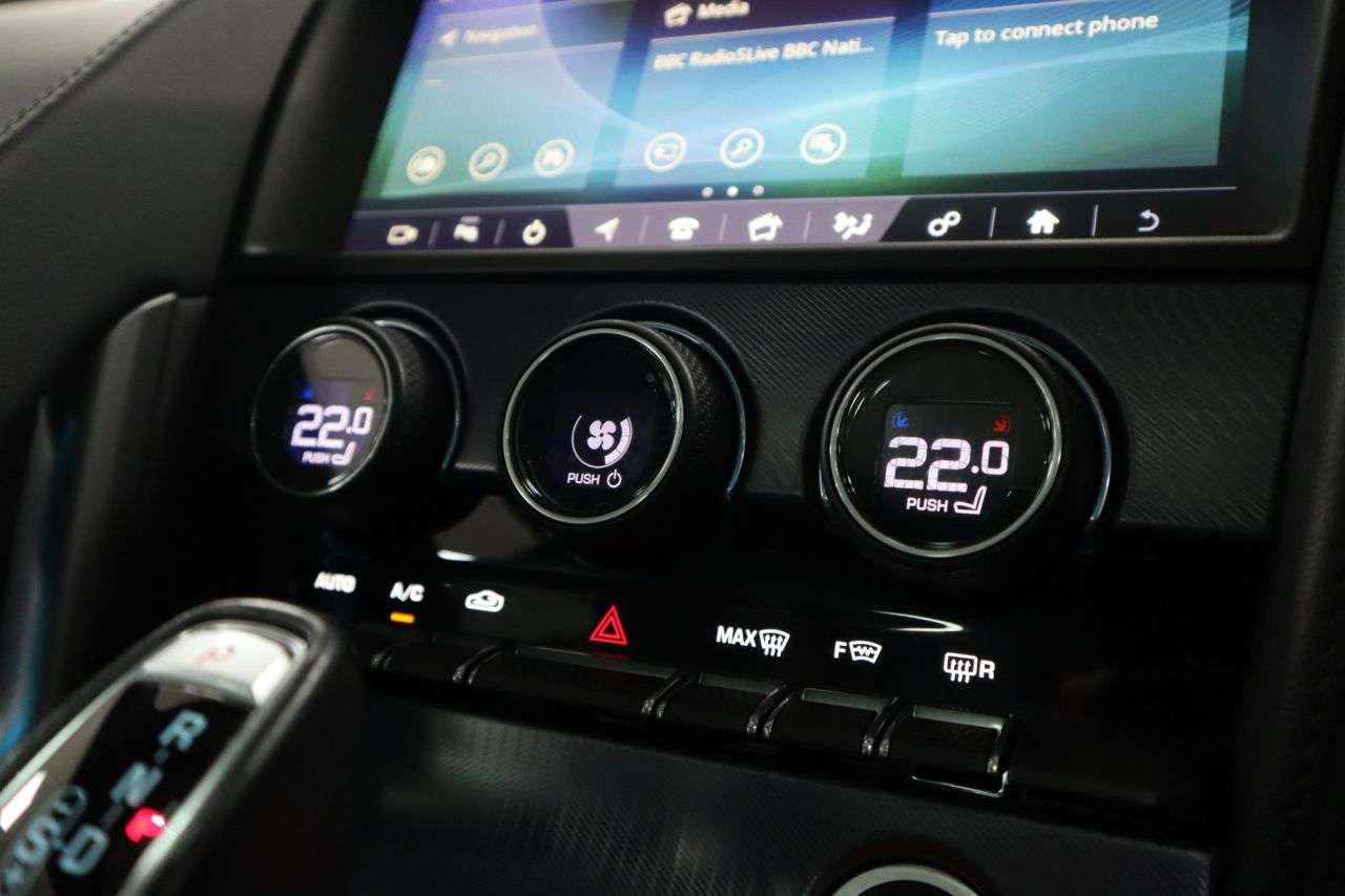 2018 JAGUAR F-TYPE 2018 JAGUAR F-TYPE