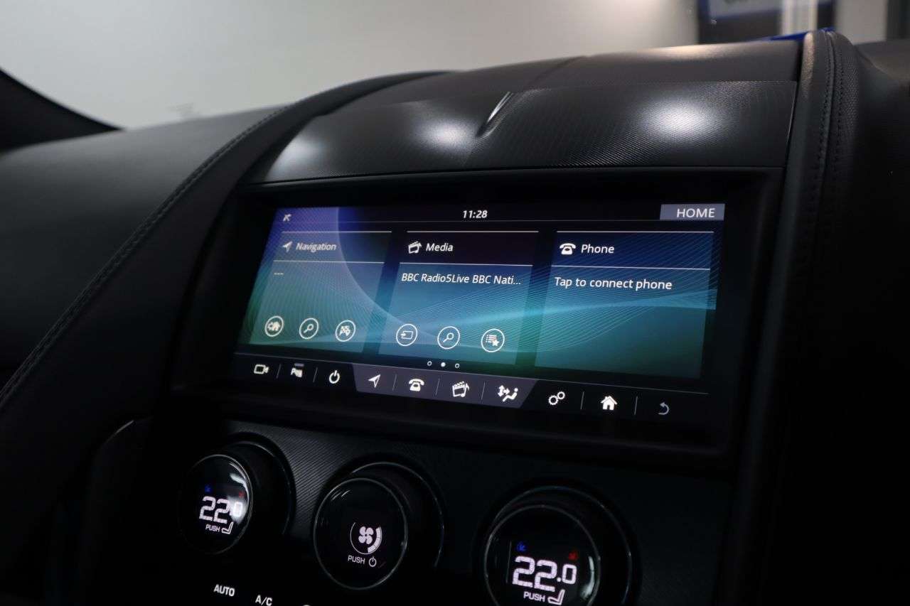 2018 JAGUAR F-TYPE 2018 JAGUAR F-TYPE