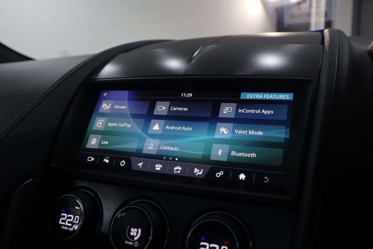 2018 JAGUAR F-TYPE 2018 JAGUAR F-TYPE