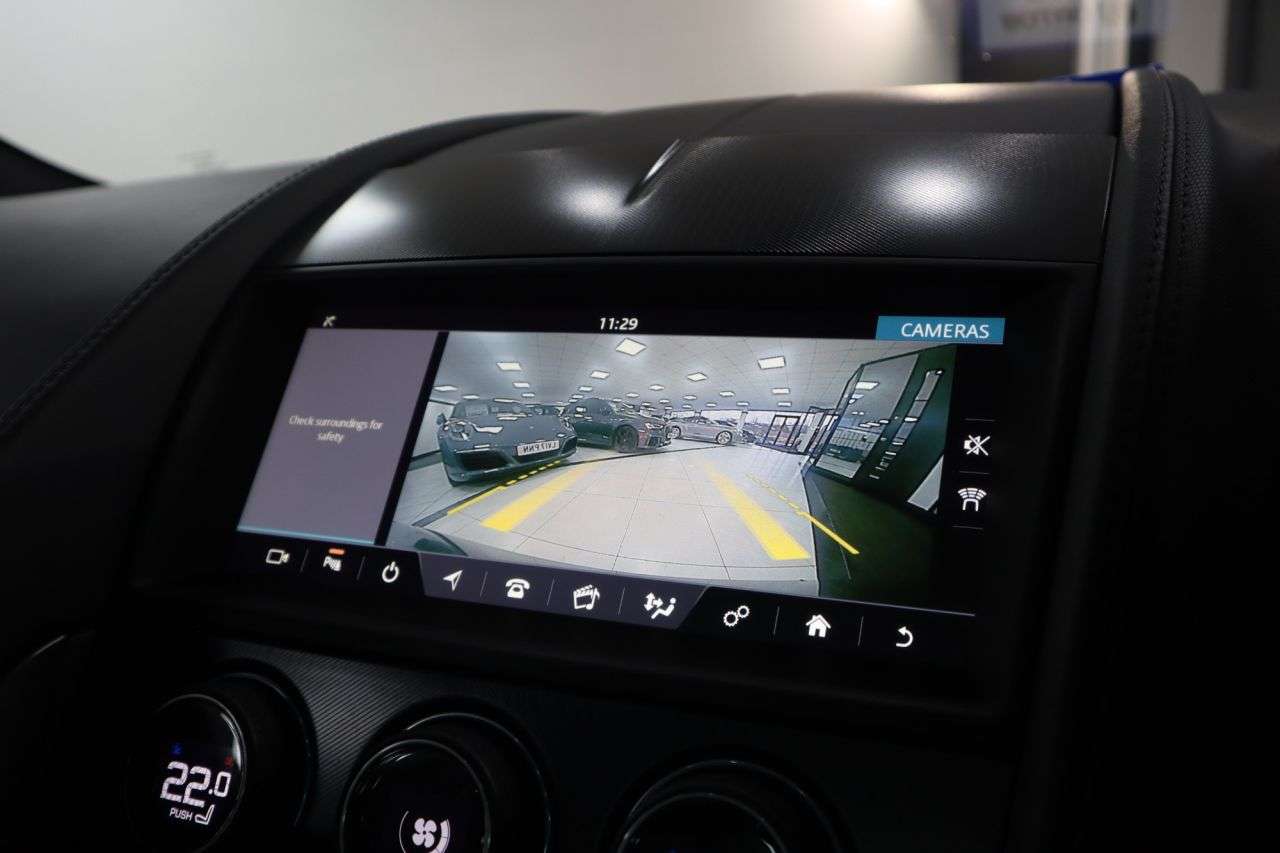 2018 JAGUAR F-TYPE 2018 JAGUAR F-TYPE