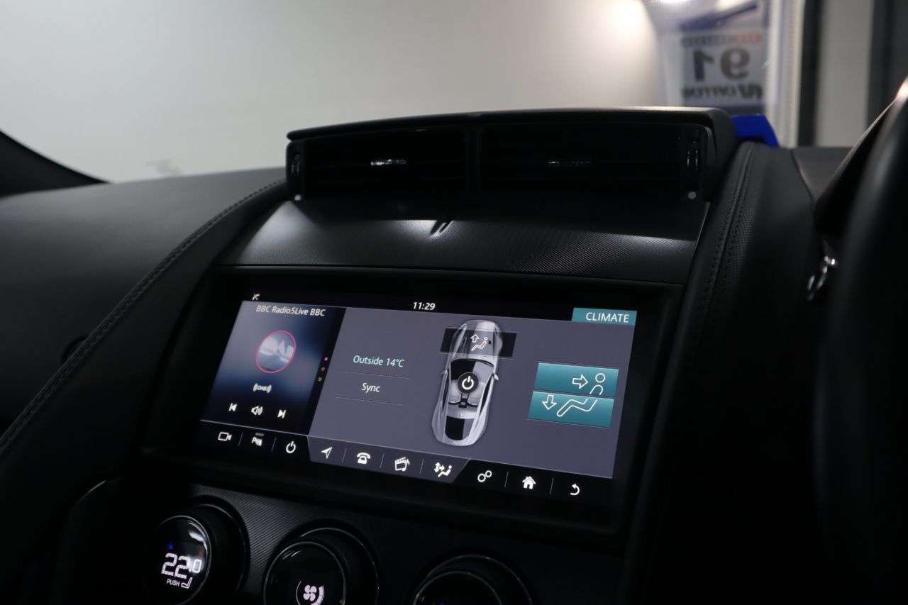 2018 JAGUAR F-TYPE 2018 JAGUAR F-TYPE