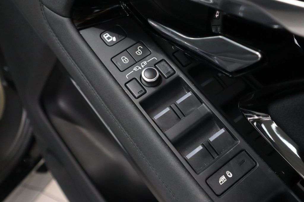 2020 LAND ROVER RANGE ROVER EVOQUE 2020 LAND ROVER RANGE ROVER EVOQUE