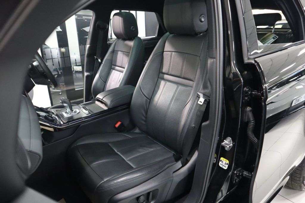 2020 LAND ROVER RANGE ROVER EVOQUE 2020 LAND ROVER RANGE ROVER EVOQUE