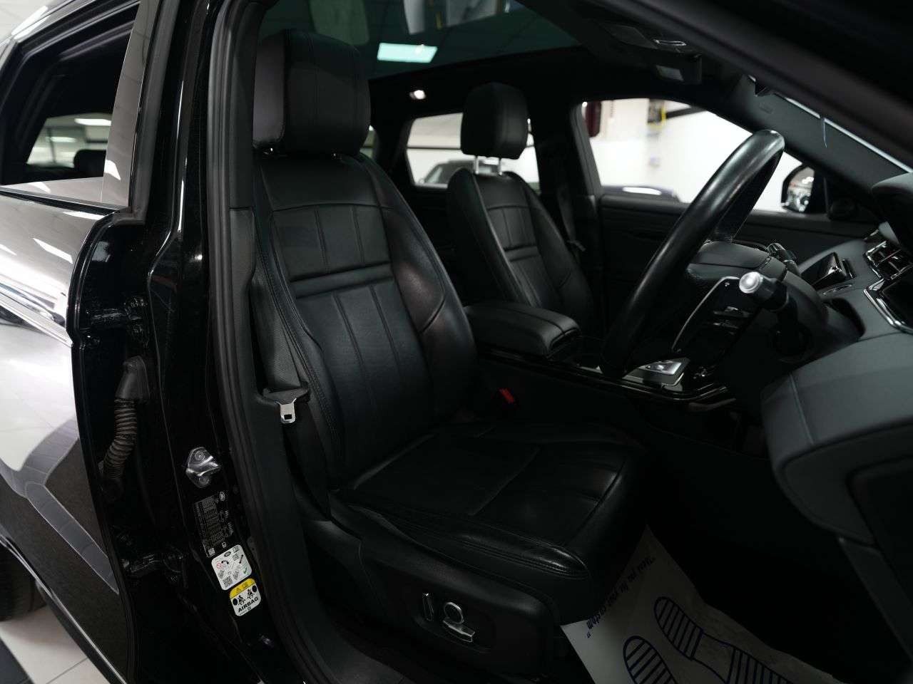 2020 LAND ROVER RANGE ROVER EVOQUE 2020 LAND ROVER RANGE ROVER EVOQUE