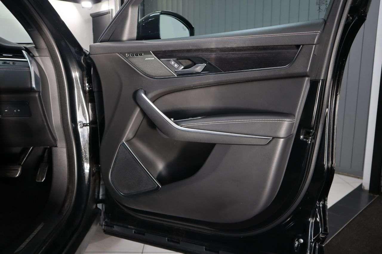 2022 JAGUAR F-PACE 2022 JAGUAR F-PACE