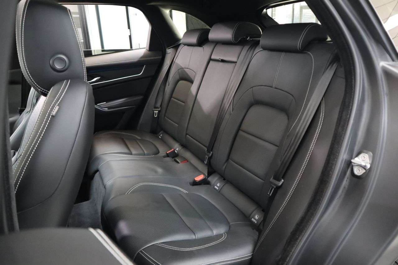 2022 JAGUAR F-PACE 2022 JAGUAR F-PACE