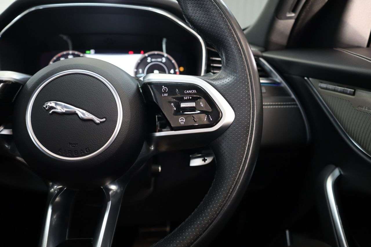 2022 JAGUAR F-PACE 2022 JAGUAR F-PACE