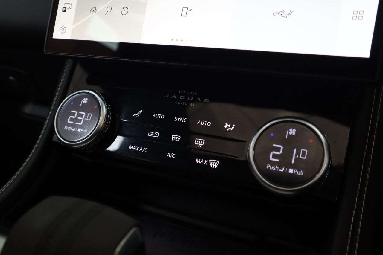 2022 JAGUAR F-PACE 2022 JAGUAR F-PACE