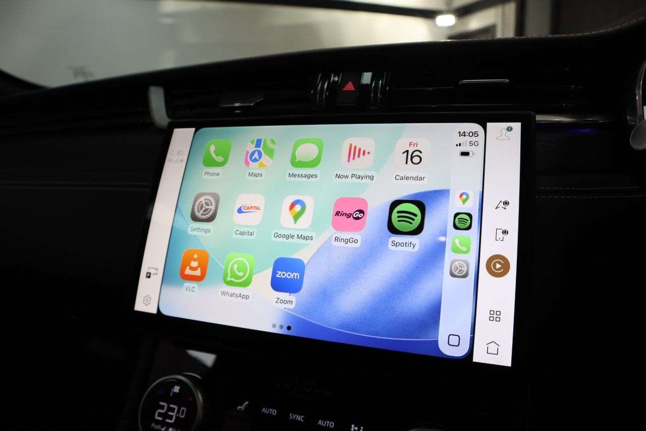 2022 JAGUAR F-PACE 2022 JAGUAR F-PACE