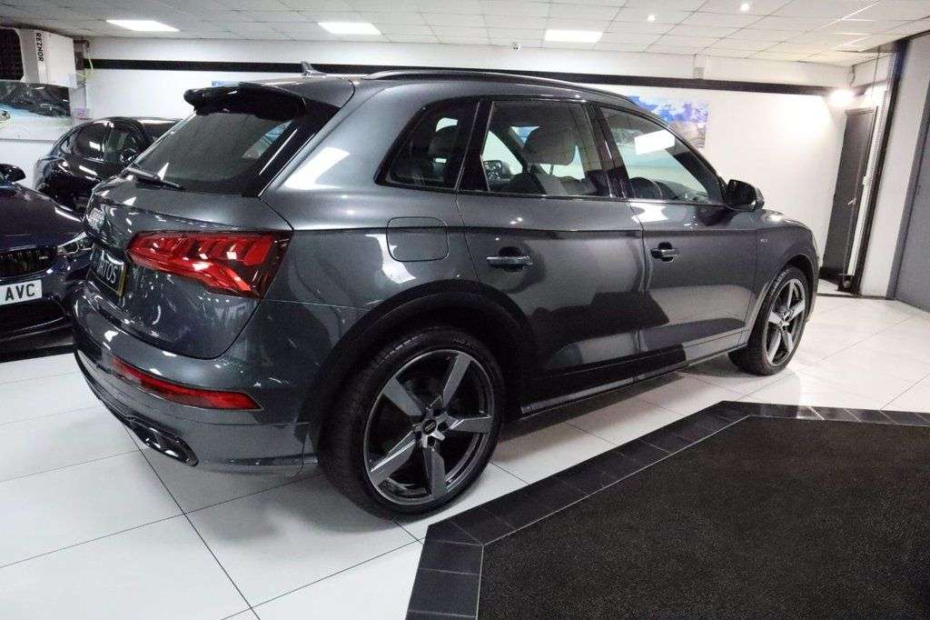 2018 AUDI SQ5 2018 AUDI SQ5