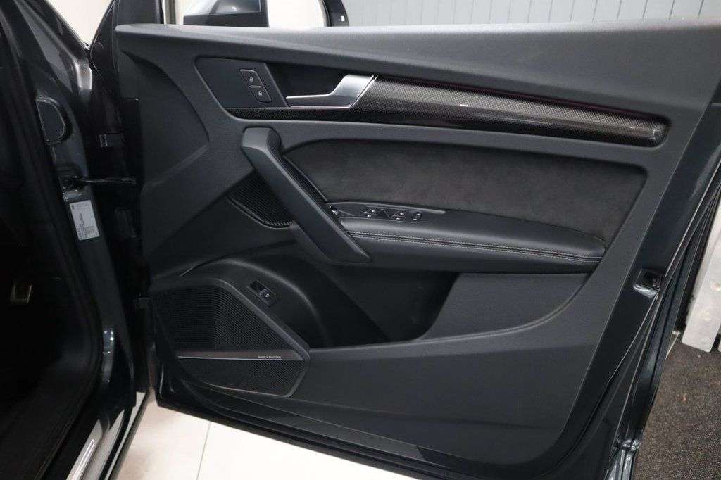 2018 AUDI SQ5 2018 AUDI SQ5