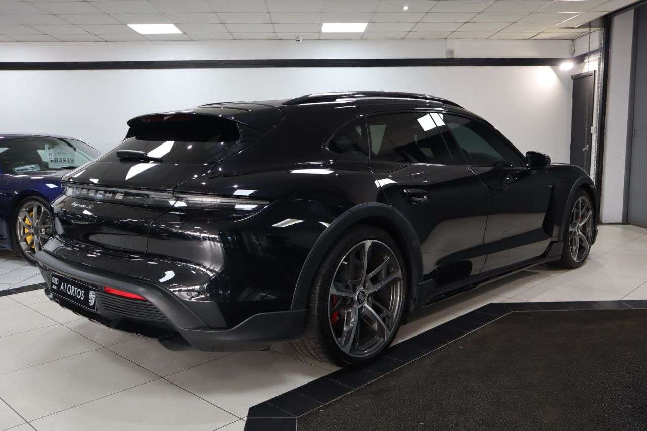2021 PORSCHE TAYCAN 2021 PORSCHE TAYCAN