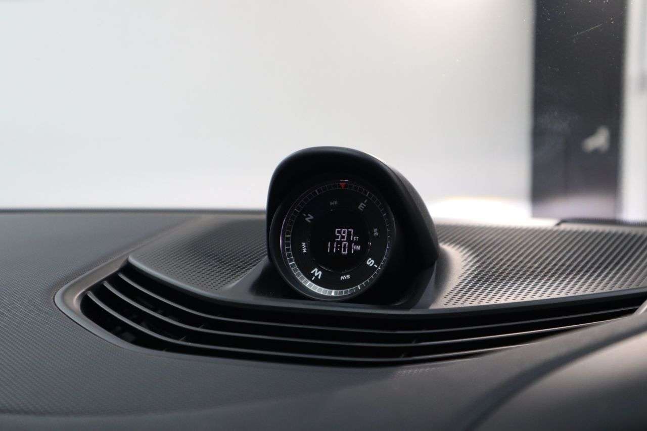 2021 PORSCHE TAYCAN 2021 PORSCHE TAYCAN