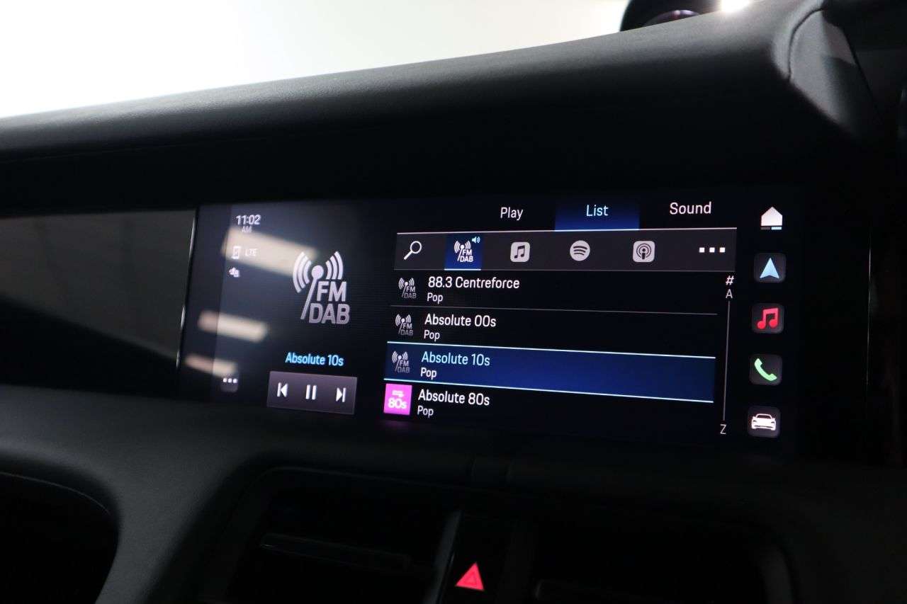 2021 PORSCHE TAYCAN 2021 PORSCHE TAYCAN