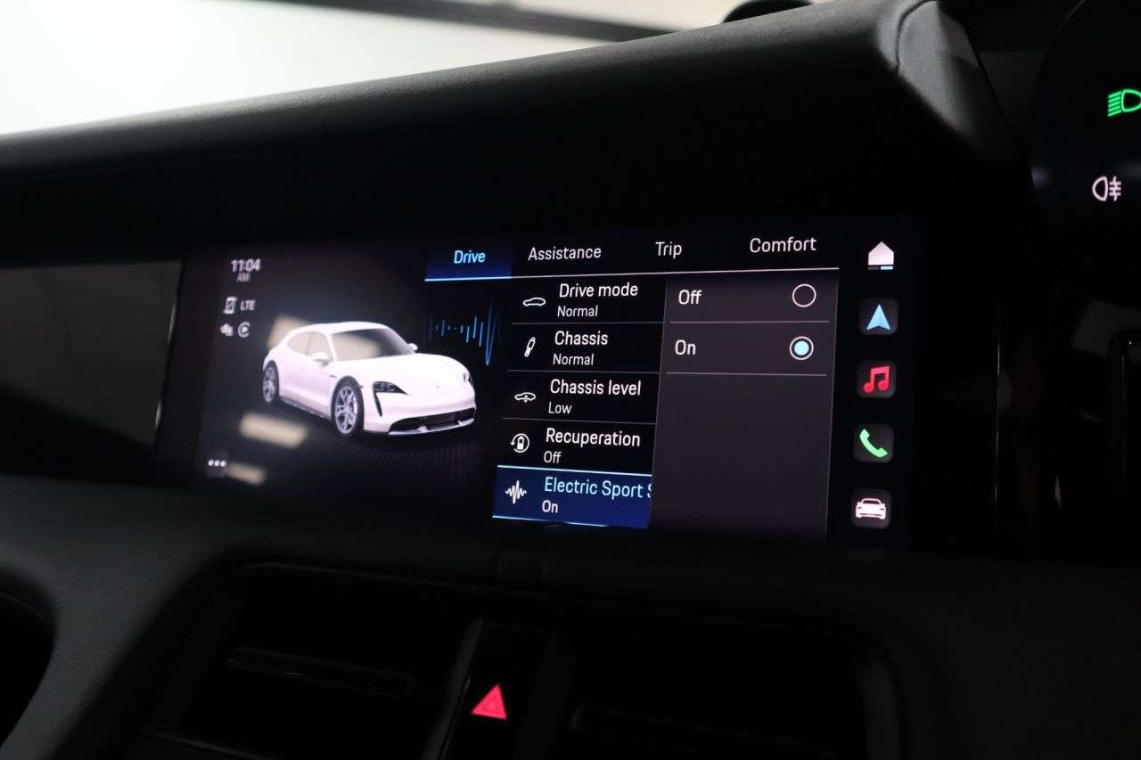 2021 PORSCHE TAYCAN 2021 PORSCHE TAYCAN