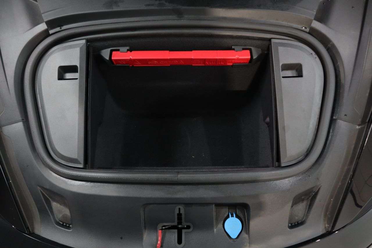 2021 PORSCHE TAYCAN 2021 PORSCHE TAYCAN