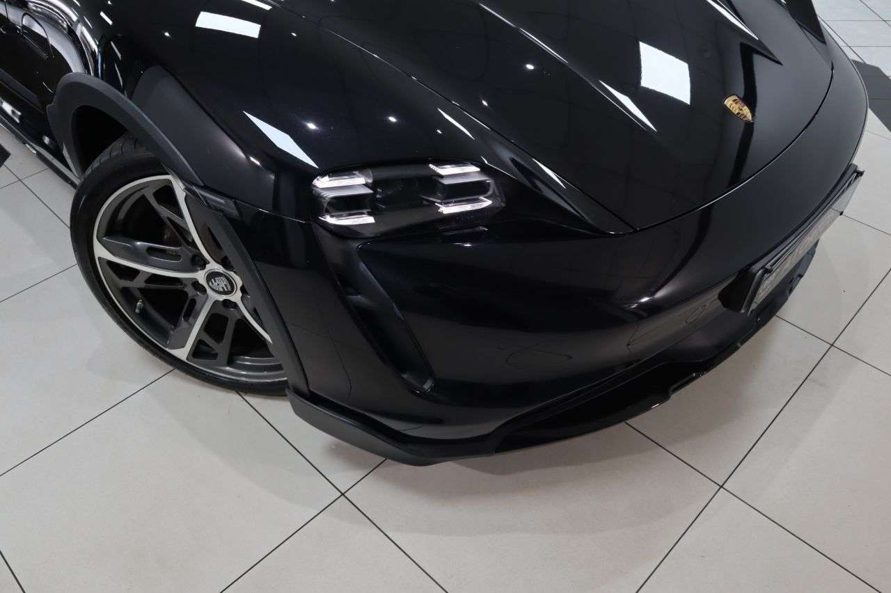 2021 PORSCHE TAYCAN 2021 PORSCHE TAYCAN