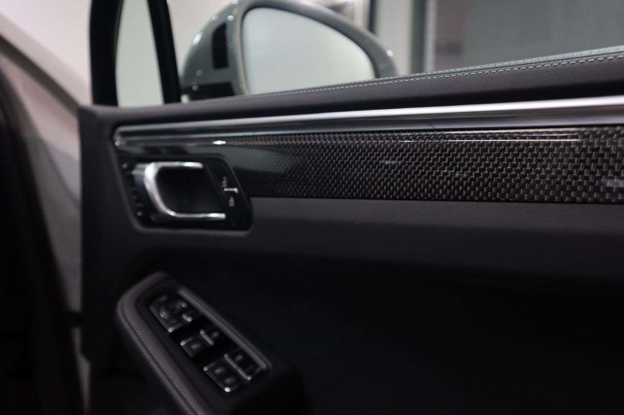 2022 PORSCHE MACAN 2022 PORSCHE MACAN