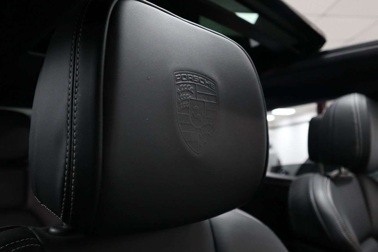 2022 PORSCHE MACAN 2022 PORSCHE MACAN
