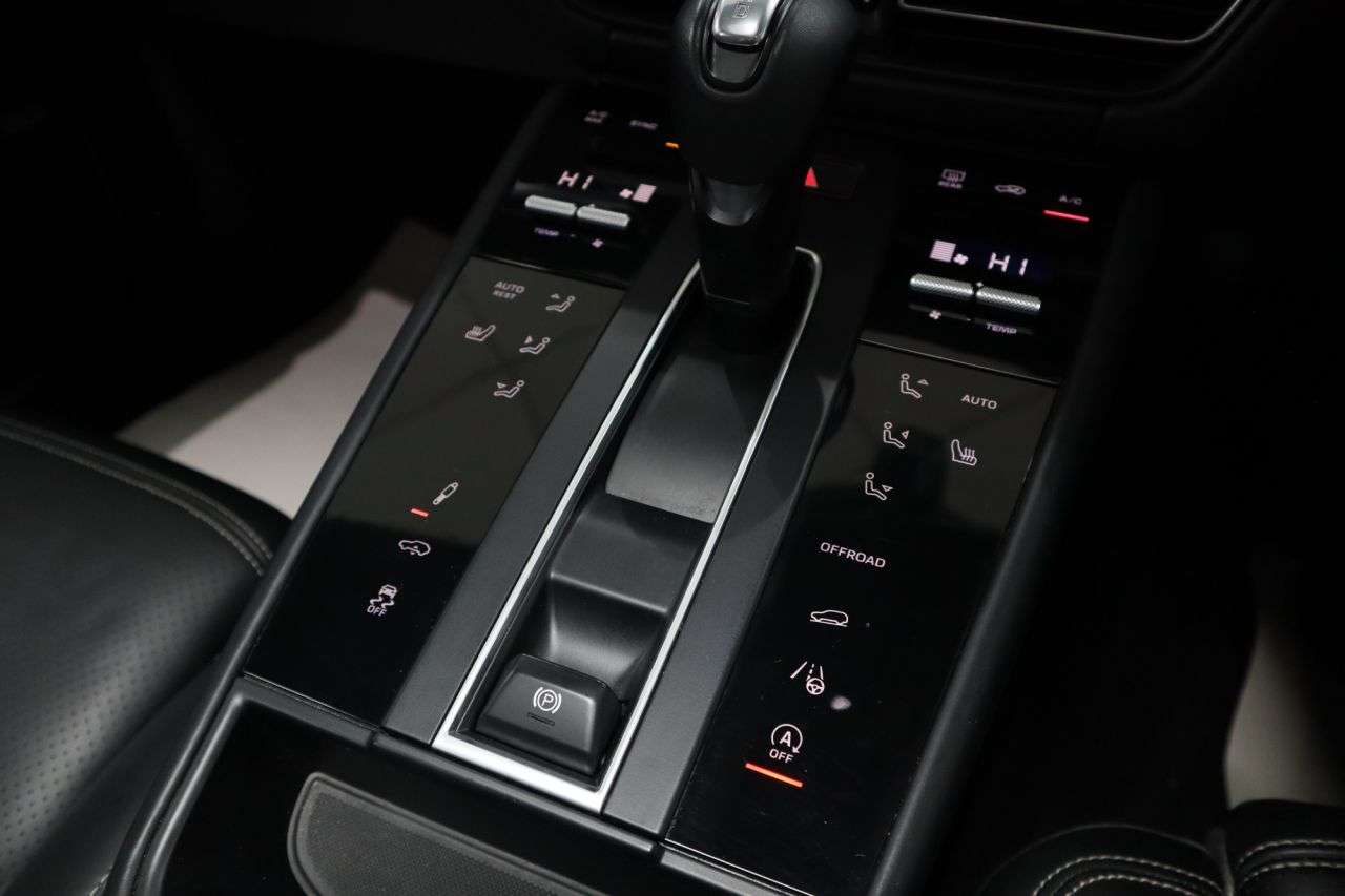 2022 PORSCHE MACAN 2022 PORSCHE MACAN