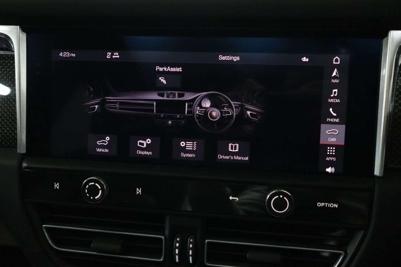 2022 PORSCHE MACAN 2022 PORSCHE MACAN