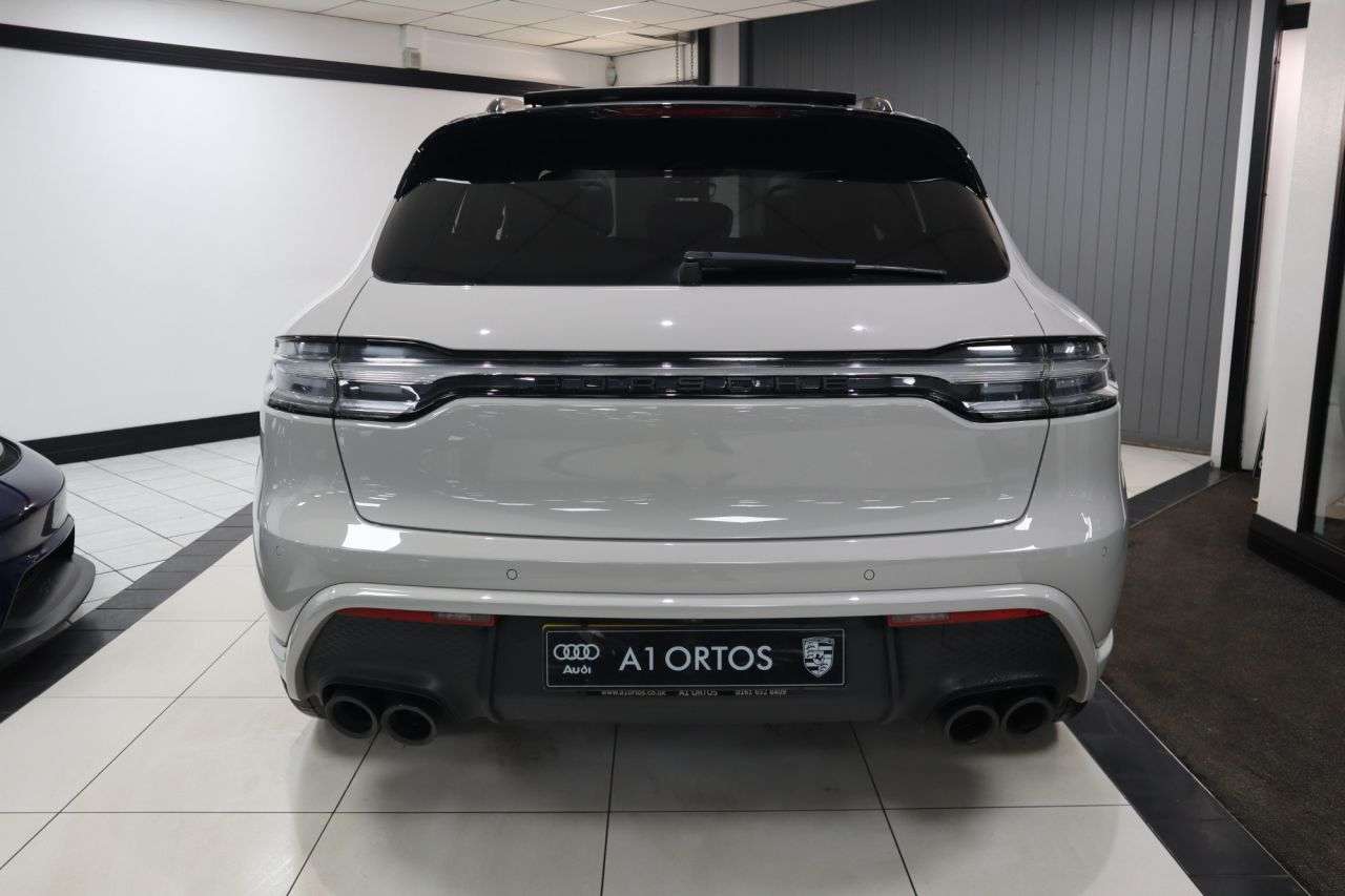 2022 PORSCHE MACAN 2022 PORSCHE MACAN