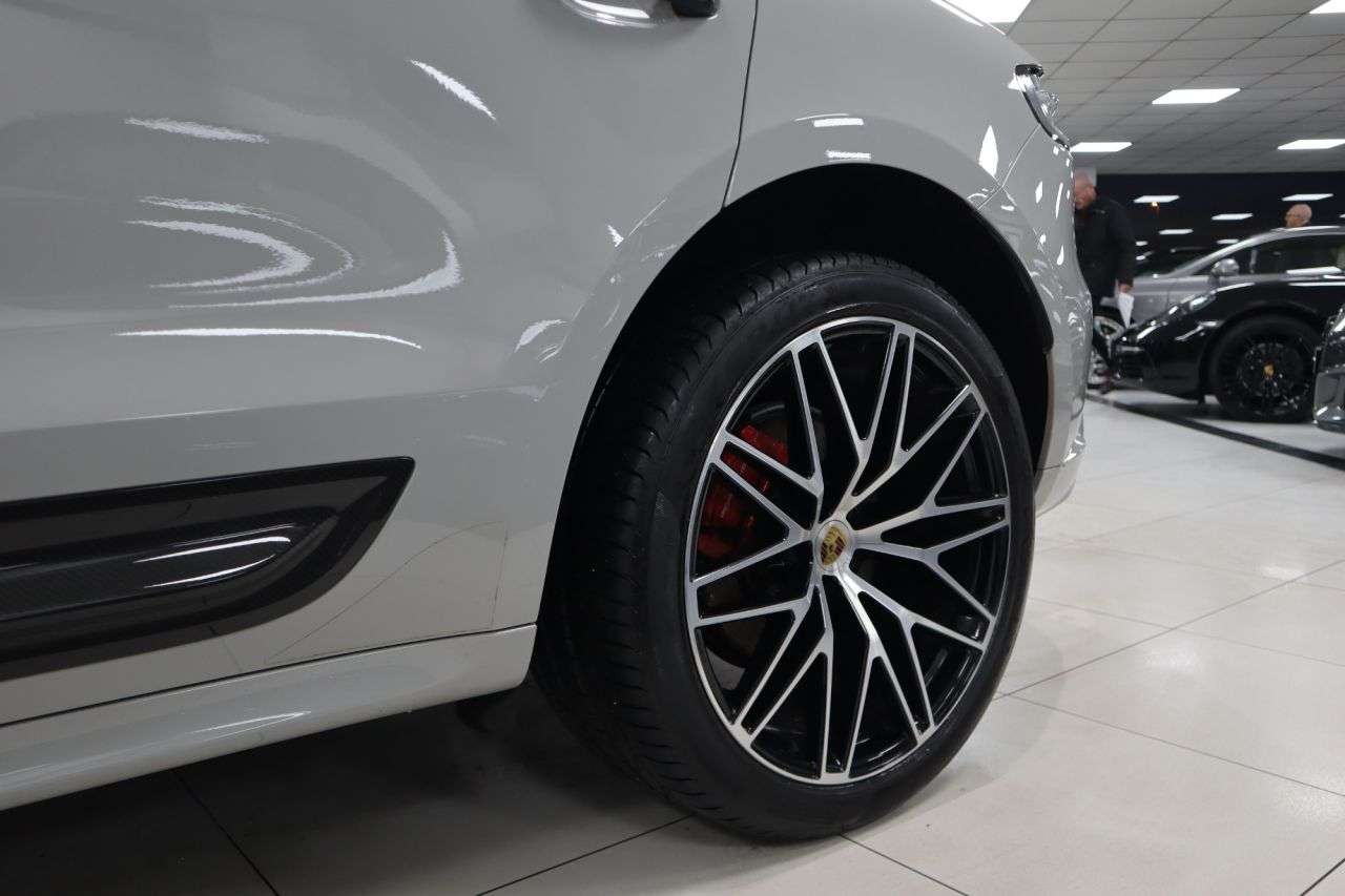 2022 PORSCHE MACAN 2022 PORSCHE MACAN