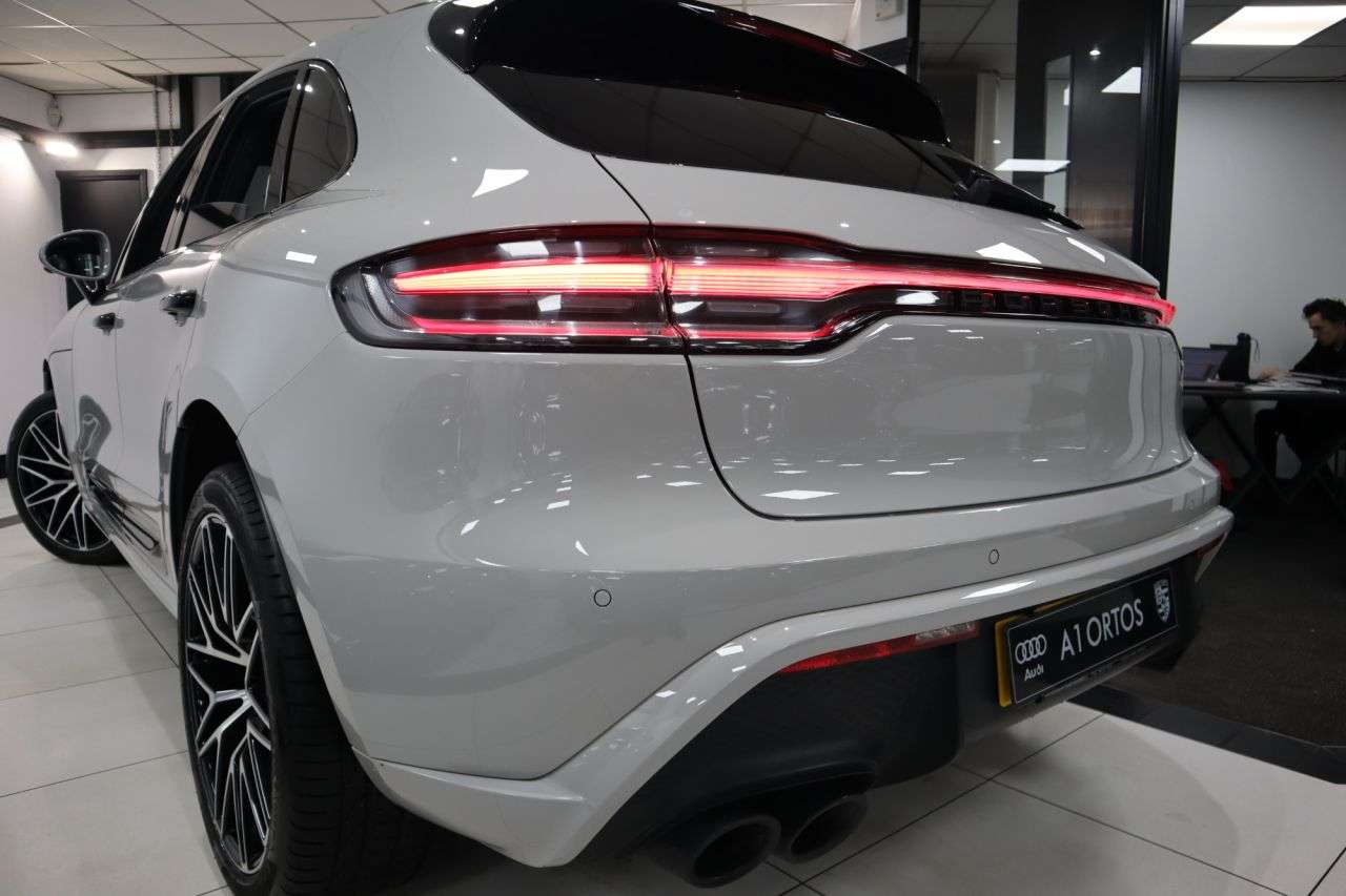 2022 PORSCHE MACAN 2022 PORSCHE MACAN