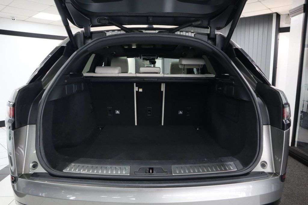2019 LAND ROVER RANGE ROVER VELAR 2019 LAND ROVER RANGE ROVER VELAR