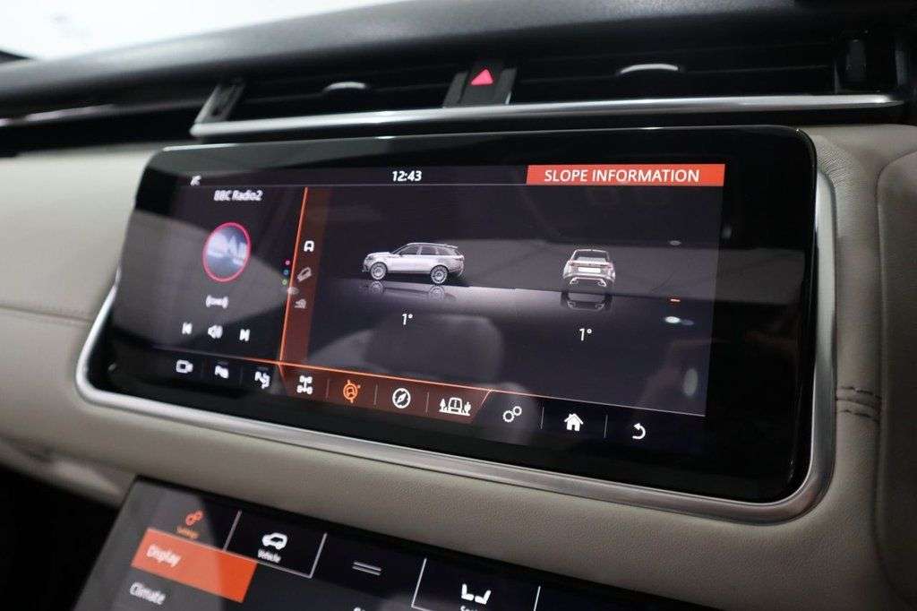 2019 LAND ROVER RANGE ROVER VELAR 2019 LAND ROVER RANGE ROVER VELAR