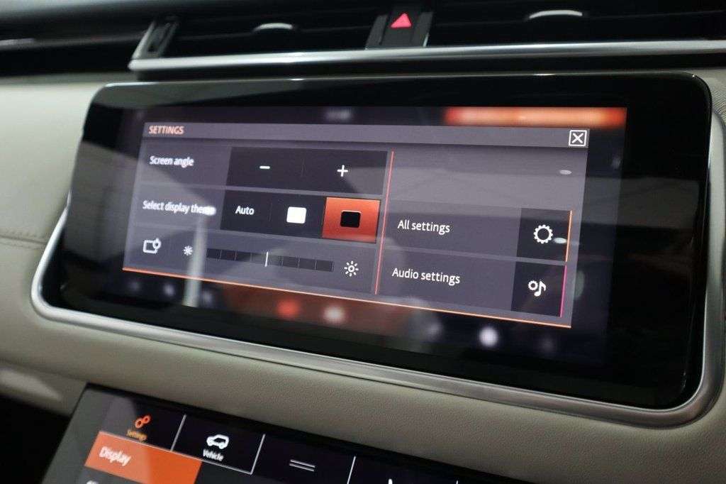 2019 LAND ROVER RANGE ROVER VELAR 2019 LAND ROVER RANGE ROVER VELAR