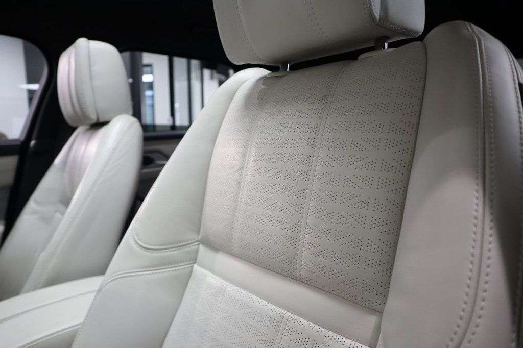 2019 LAND ROVER RANGE ROVER VELAR 2019 LAND ROVER RANGE ROVER VELAR