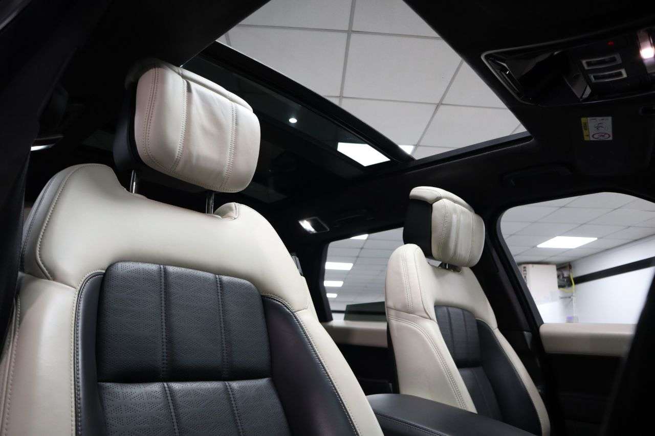 A 2019 LAND ROVER RANGE ROVER SPORT 4.4 SD V8 Autobiography Dynamic SUV 5dr Diesel Auto 4WD Euro 6 (s/s) (339 p A 2019 LAND ROVER RANGE ROVER SPORT 4.4 SD V8 Autobiography Dynamic SUV 5dr Diesel Auto 4WD Euro 6 (s/s) (339 p