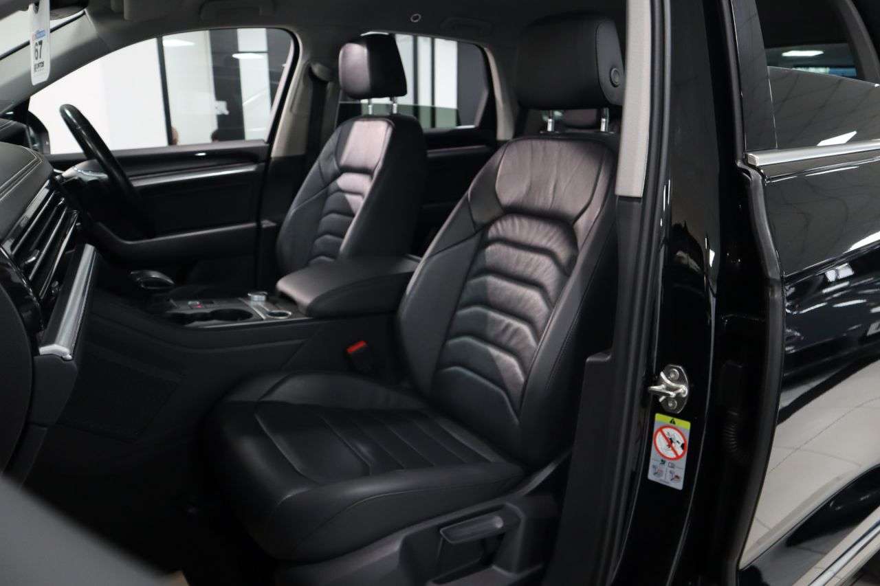 2019 VOLKSWAGEN TOUAREG 2019 VOLKSWAGEN TOUAREG