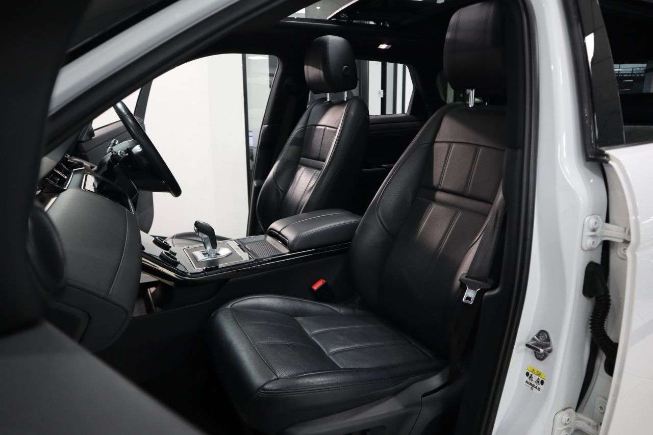 2019 LAND ROVER RANGE ROVER EVOQUE 2019 LAND ROVER RANGE ROVER EVOQUE