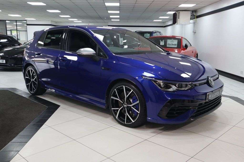 A 2022 VOLKSWAGEN GOLF 2.0 TSI R Hatchback 5dr Petrol DSG 4Motion Euro 6 (s/s) (320 ps) 1 OWNER FR A 2022 VOLKSWAGEN GOLF 2.0 TSI R Hatchback 5dr Petrol DSG 4Motion Euro 6 (s/s) (320 ps) 1 OWNER FR